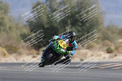 media/Nov-01-2025-CVMA (Sat) [[fc0f7531b8]]/Race 4-500-400-350 Supersport/